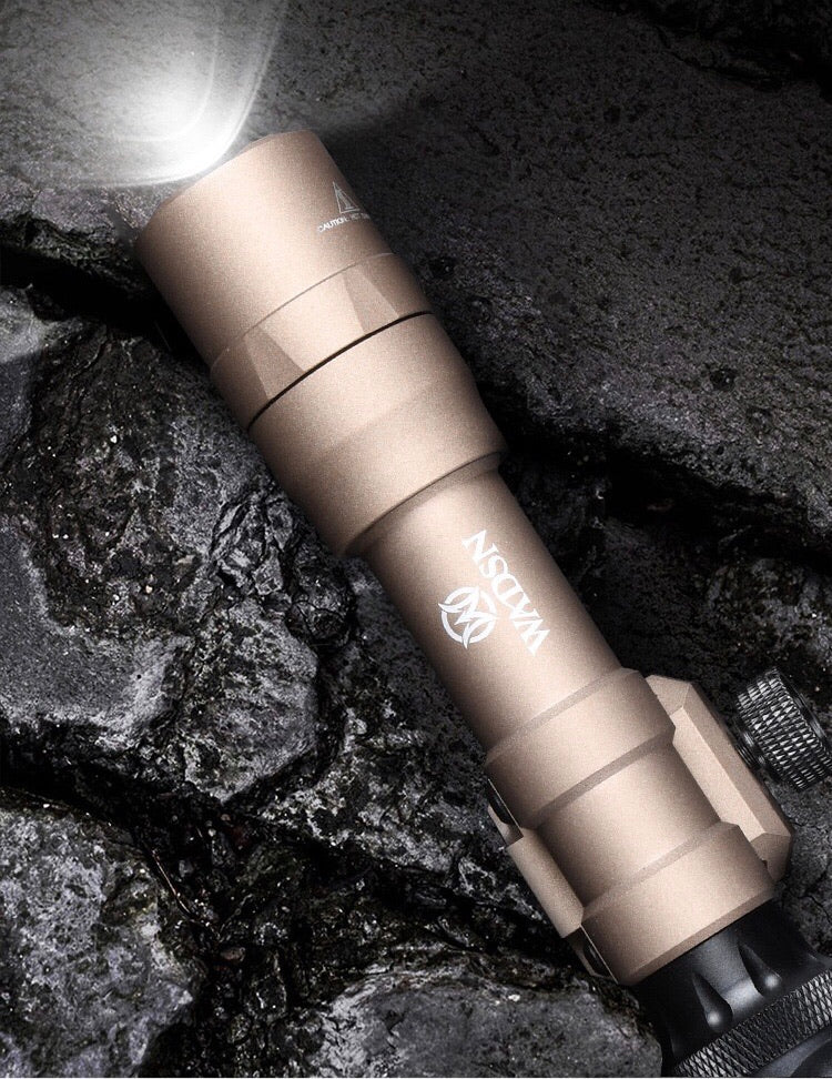 WADSN M600DF Dual Fuel Scout Light w/ SL07 Scout Dual Switch - TAN (WD04019) - APEXTAC GEAR