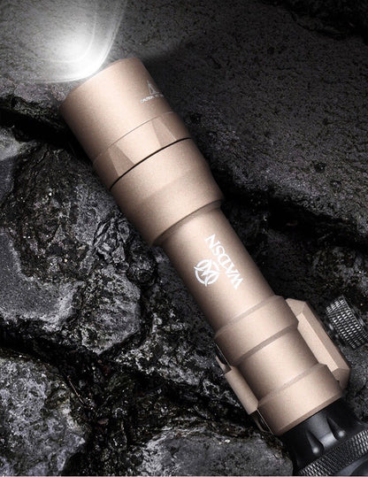WADSN M600DF Dual Fuel Scout Light w/ SL07 Scout Dual Switch - TAN (WD04019) - APEXTAC GEAR