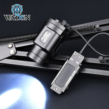 WADSN KLESCH K-2P Under Rail Flashlight w/ Strobe and Remote Switch (WD04050) - APEXTAC GEAR